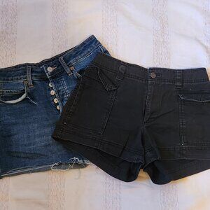 Old Navy Shorts Bundle lot of 2, Women Size XS & Size 4